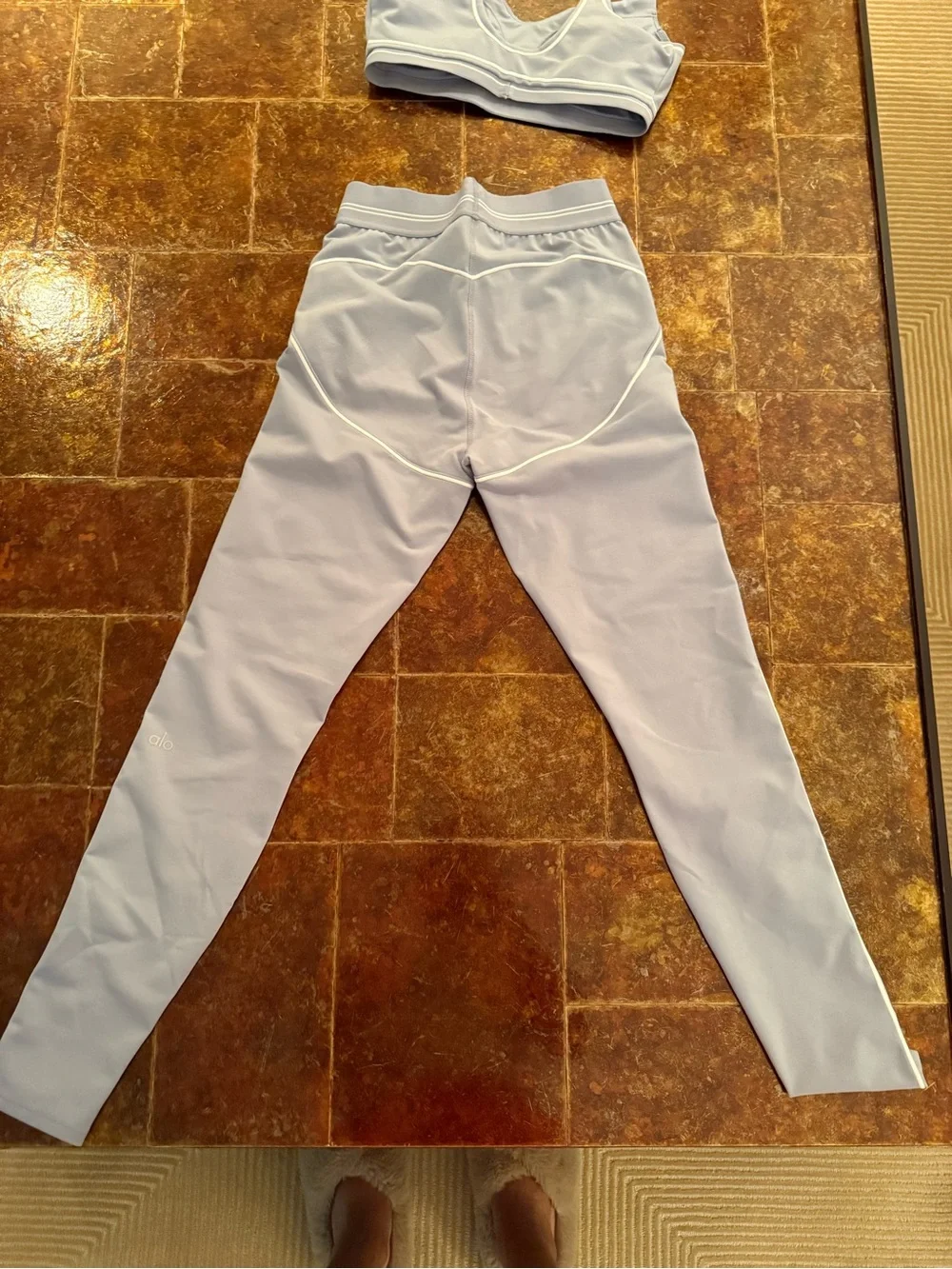 Alo Light Blue Active Leggings/bra